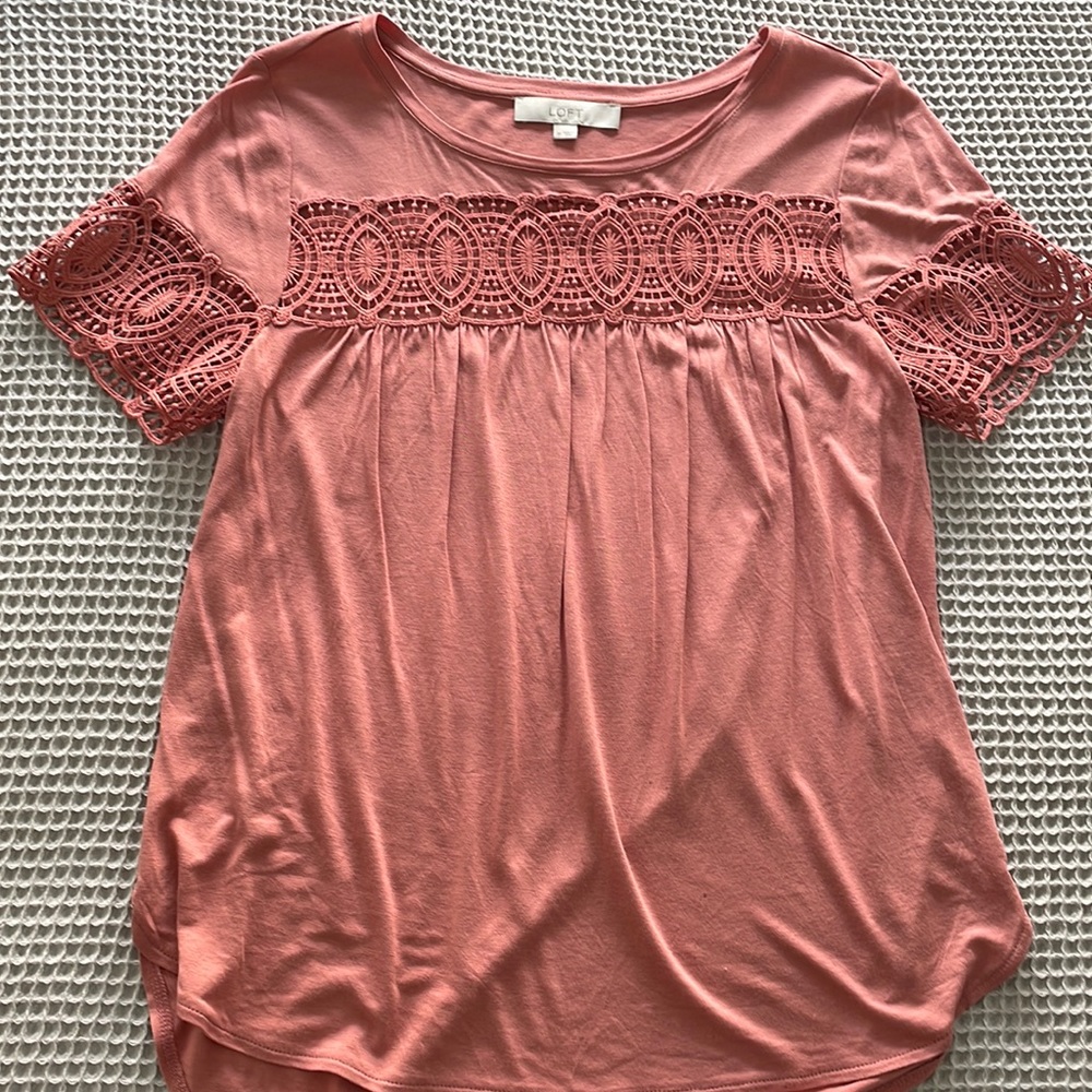 LOFT Embroidery Lace Top